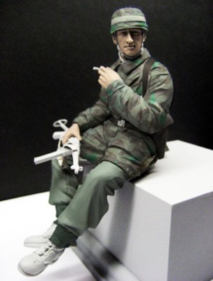 1/16 스케일 모델 미니어처 수지 WW2 흡연 휴식 병사 WWII 그림 도색되지 않은 모델 키트 수제 조립 DIY